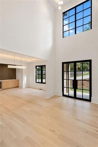 Spacious, unfurnished interior of a new home in , Alpharetta (Image 27).