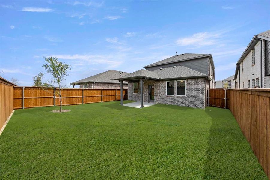 Front exterior of a new home in Creekview Fossil Ridge, Pilot Point, TX, highlighting curb appeal (Image 18).
