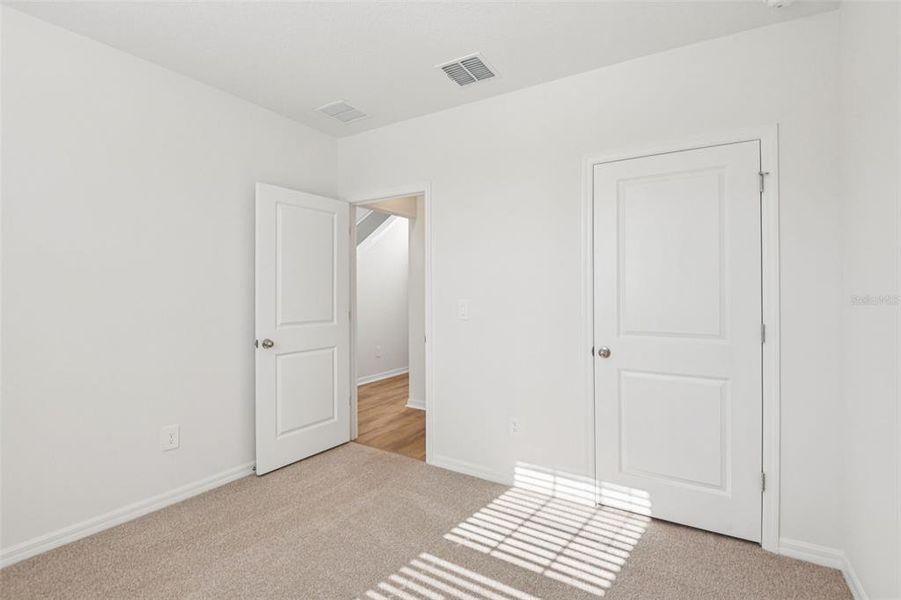 Spacious, unfurnished interior of a new home in Hilltop Vistas, Dade City (Image 21).