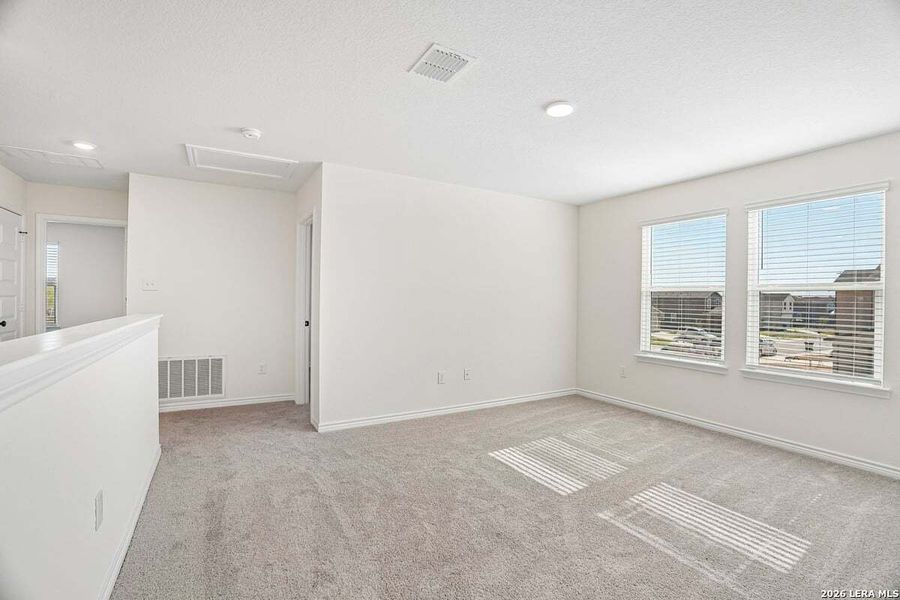 Spacious, unfurnished interior of a new home in Legend Heights - Heritage Collection, New Braunfels (Image 18).