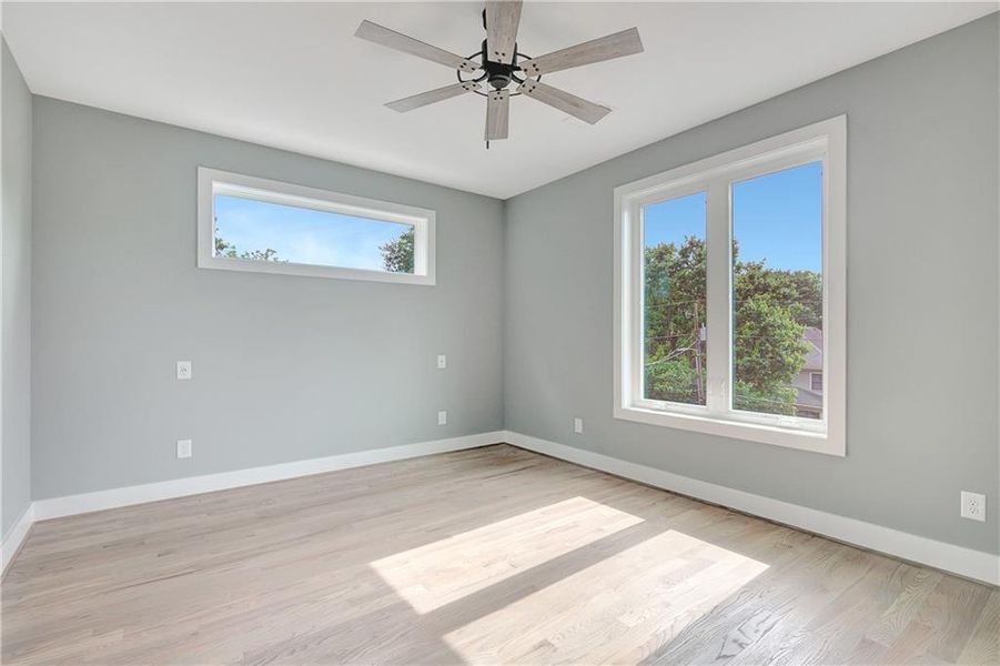 Spacious, unfurnished interior of a new home in , Atlanta (Image 19).