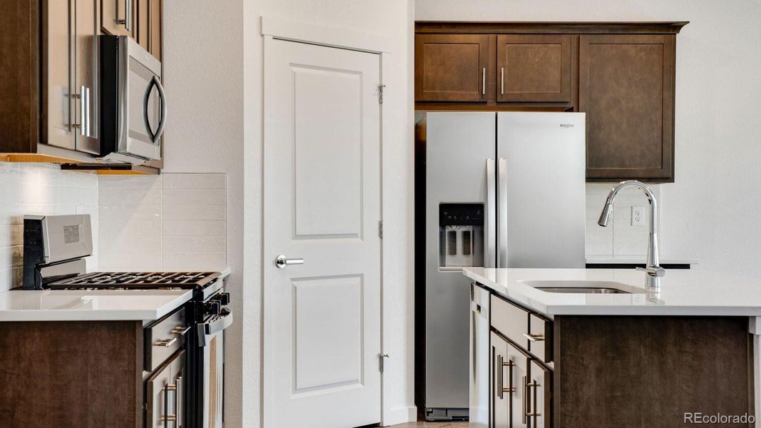 Image 35 of a home in Timberleaf.