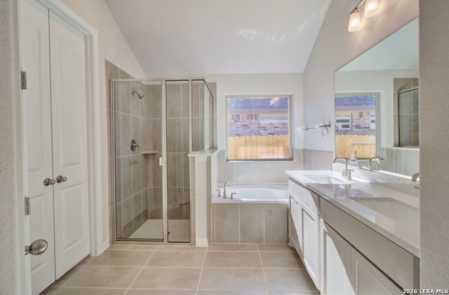 Furnished interior view inside a new home in Meyer Ranch – Premier, New Braunfels (Image 5).