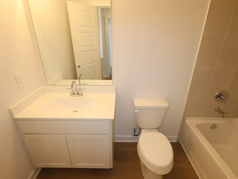 Furnished interior view inside a new home in Magnolia Ridge, Magnolia (Image 10). Furnished interior view inside a new home in Magnolia Ridge, Magnolia (Image 10).