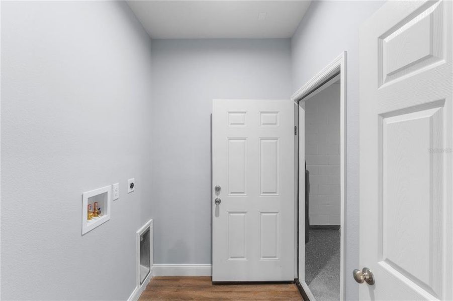 Spacious, unfurnished interior of a new home in , Deland (Image 39).