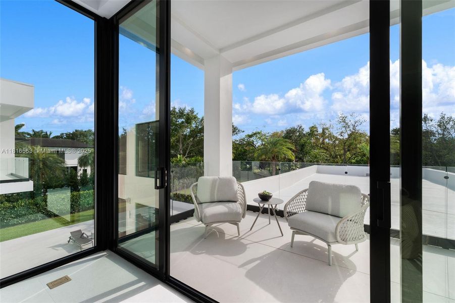 Furnished interior view inside a new home in , Miami (Image 49).