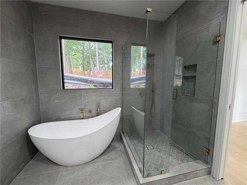 Furnished interior view inside a new home in , Alpharetta (Image 8).
