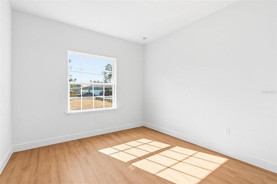 Spacious, unfurnished interior of a new home in , Ocala (Image 19).