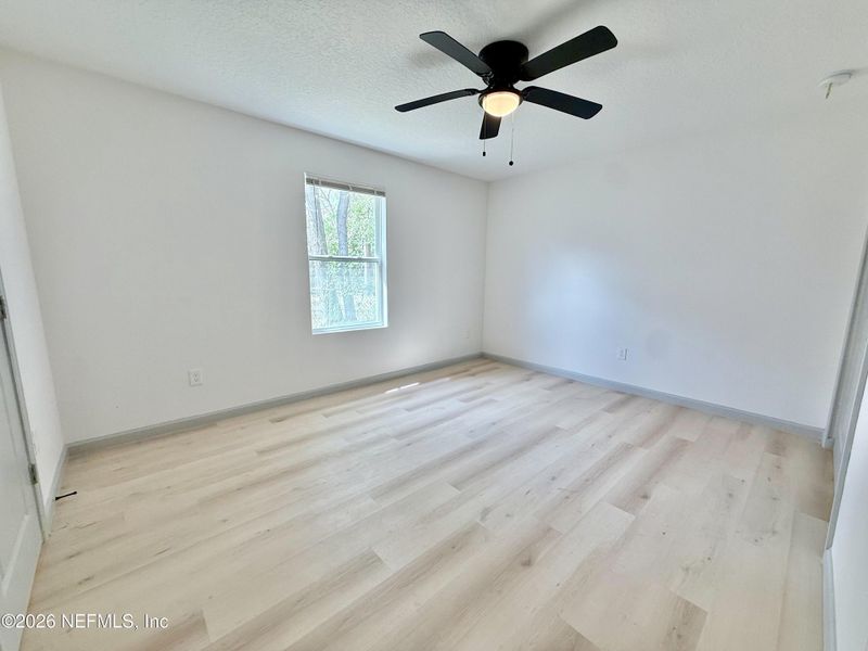 Spacious, unfurnished interior of a new home in , Jacksonville (Image 22).