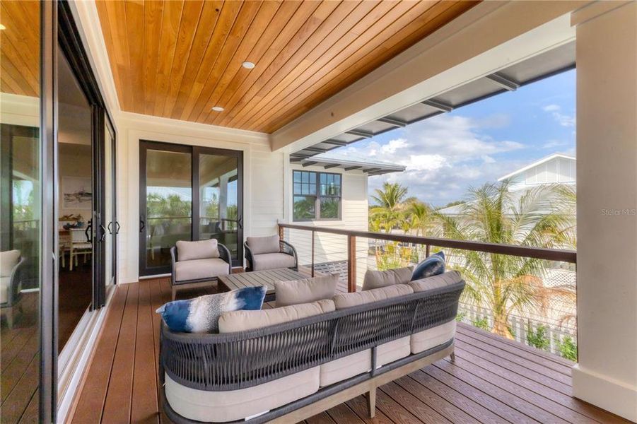 Exterior details and patio area of a home in , Boca Grande (Image 34).
