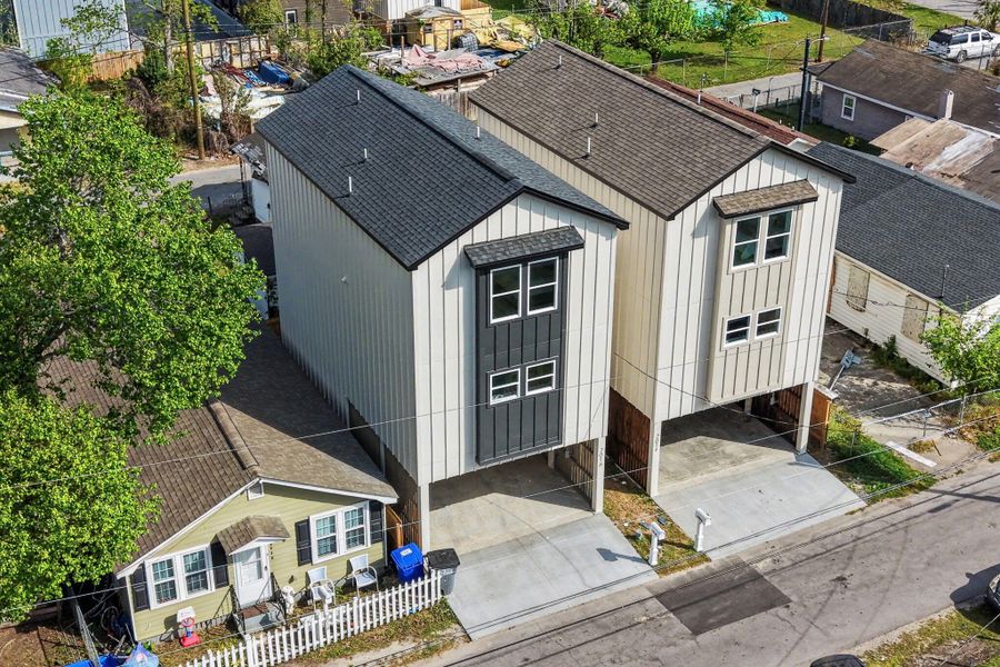 Front exterior of a new home in , North Charleston, SC, highlighting curb appeal (Image 24). Front exterior of a new home in , North Charleston, SC, highlighting curb appeal (Image 24).