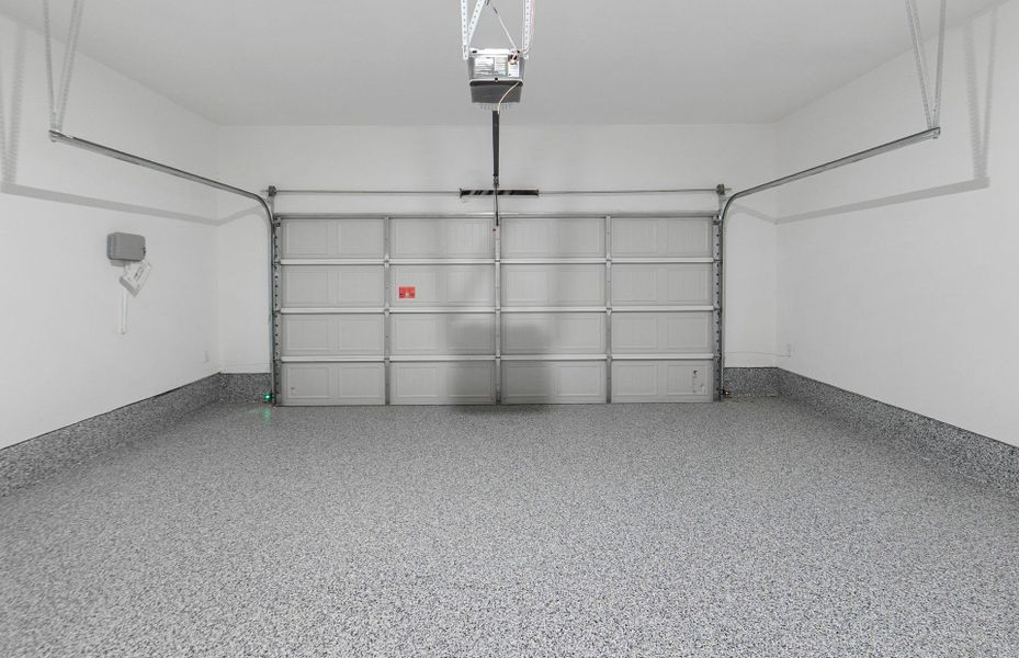 Spacious, unfurnished interior of a new home in Wolf Ranch, Georgetown (Image 36). Spacious, unfurnished interior of a new home in Wolf Ranch, Georgetown (Image 36).