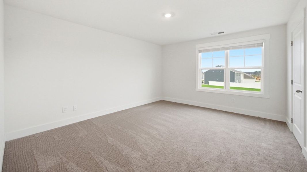 Spacious, unfurnished interior of a new home in Keebler Meadows, Johnson City (Image 27).