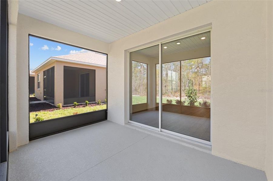 Exterior details and patio area of a home in , Ocala (Image 22).