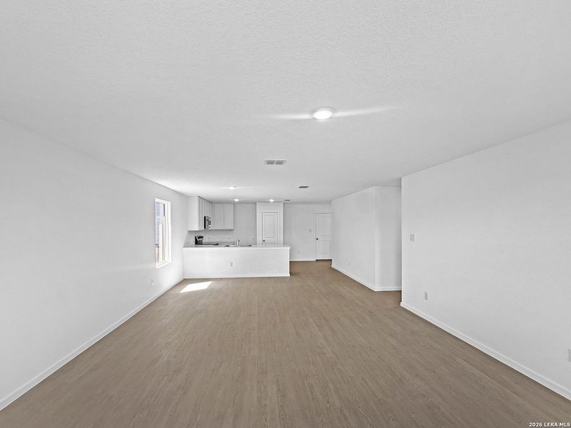 Spacious, unfurnished interior of a new home in Ridgeland, Kerrville (Image 12). Spacious, unfurnished interior of a new home in Ridgeland, Kerrville (Image 12).