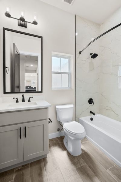 Furnished interior view inside a new home in Verdancia, El Paso (Image 14).