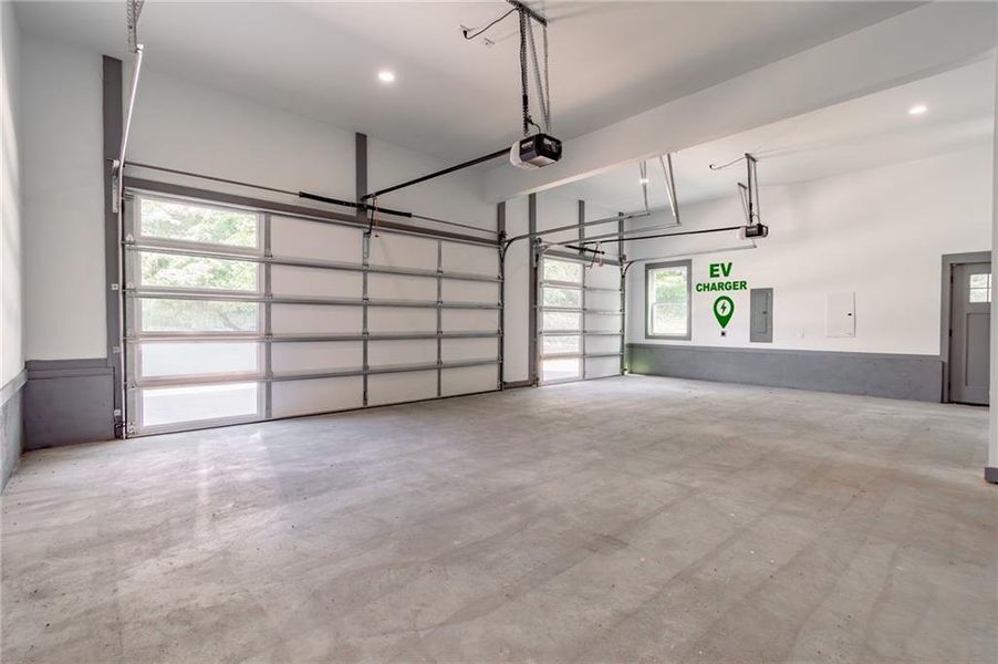 Spacious, unfurnished interior of a new home in , Decatur (Image 54).