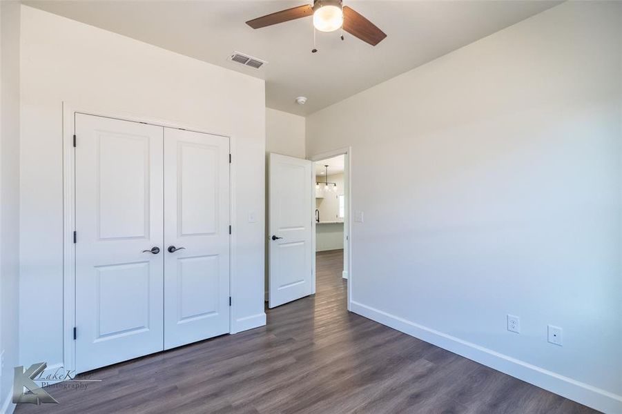 Spacious, unfurnished interior of a new home in , Abilene (Image 14).