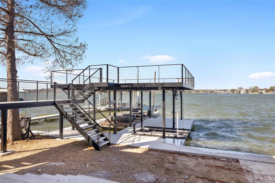 Exterior details and patio area of a home in , Granite Shoals (Image 24).
