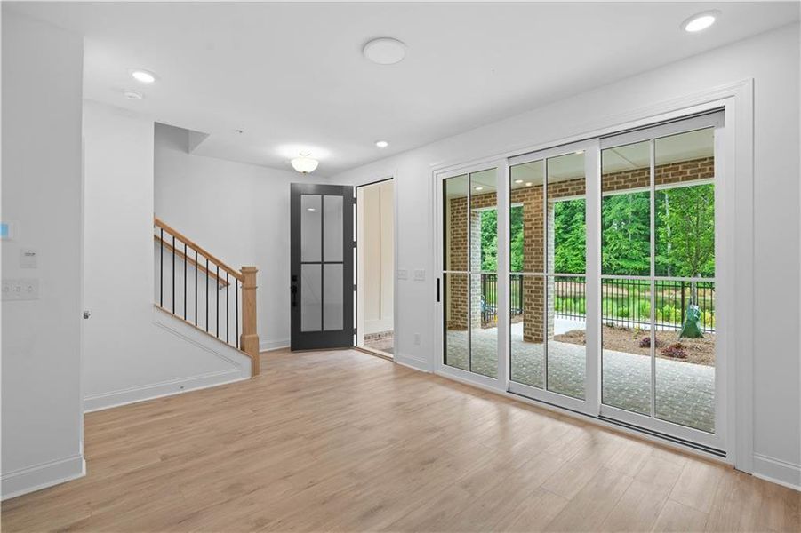 Spacious, unfurnished interior of a new home in Ecco Park, Alpharetta (Image 33). Spacious, unfurnished interior of a new home in Ecco Park, Alpharetta (Image 33).