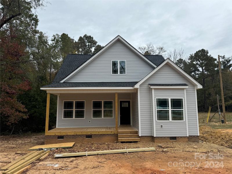 New Construction - to be completed in December - will have concrete walks and driveway