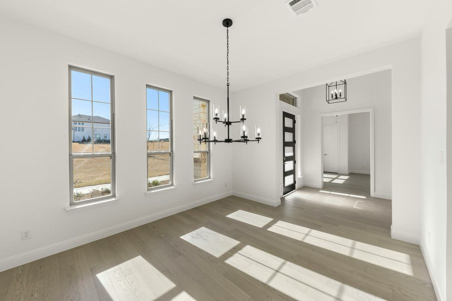 Spacious, unfurnished interior of a new home in Las Brisas at Stoney Creek, Sunnyvale (Image 21). Spacious, unfurnished interior of a new home in Las Brisas at Stoney Creek, Sunnyvale (Image 21).