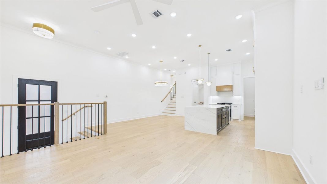 Spacious, unfurnished interior of a new home in , Houston (Image 35).