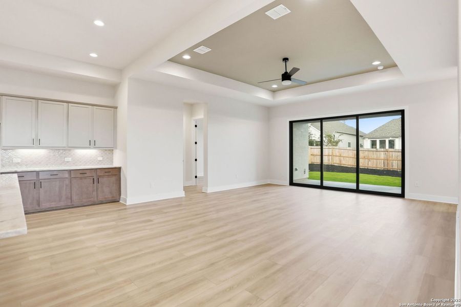 Spacious, unfurnished interior of a new home in Legacy at Lake Dunlap, New Braunfels (Image 42). Spacious, unfurnished interior of a new home in Legacy at Lake Dunlap, New Braunfels (Image 42).