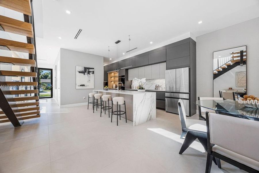 Furnished interior view inside a new home in , Fort Lauderdale (Image 72).