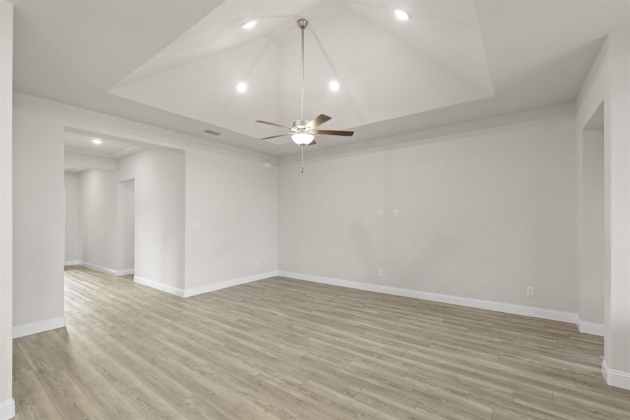 Spacious, unfurnished interior of a new home in River Ranch, Van Alstyne (Image 20). Spacious, unfurnished interior of a new home in River Ranch, Van Alstyne (Image 20).