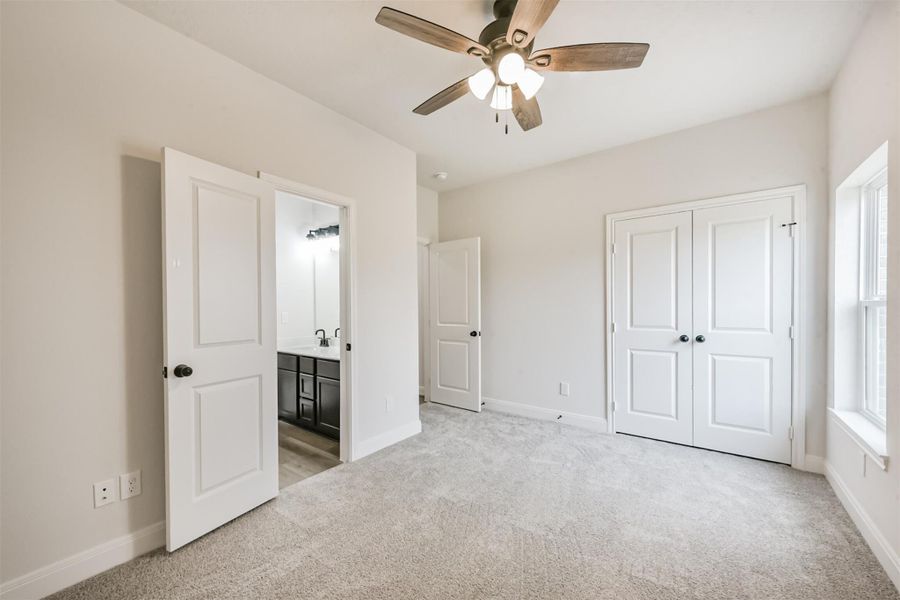 Spacious, unfurnished interior of a new home in , Baytown (Image 34).