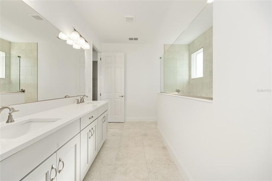 Furnished interior view inside a new home in , Ocala (Image 7).