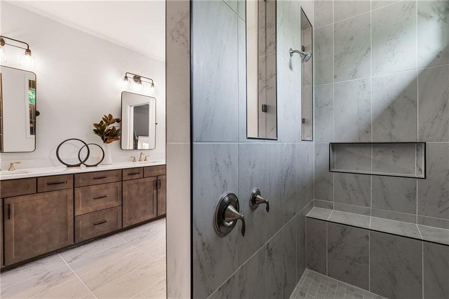 Image 18 of a home in Del Webb at Lake Oconee.