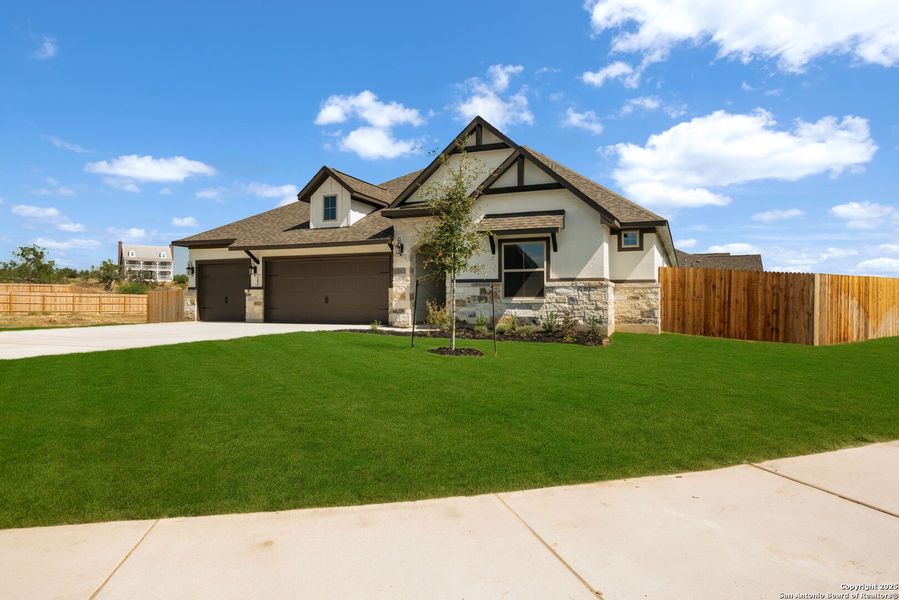 Image 38 of a home in .