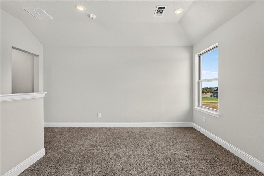 Spacious, unfurnished interior of a new home in The Ranches at Valley View, Springtown (Image 44).