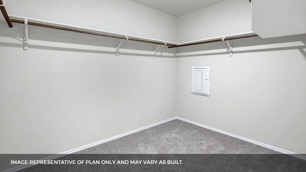 Spacious, unfurnished interior of a new home in Bar W Ranch, Leander (Image 15).