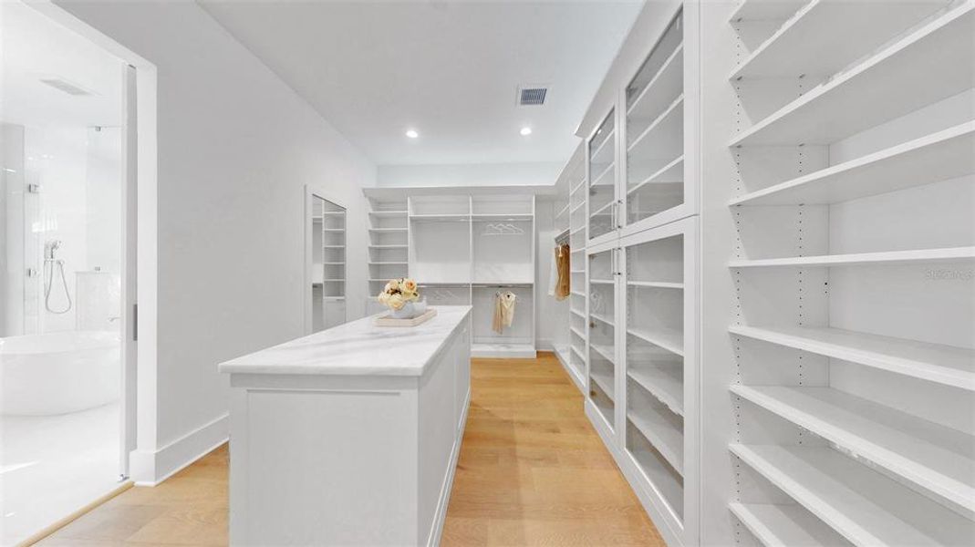 Furnished interior view inside a new home in , Tampa (Image 37).