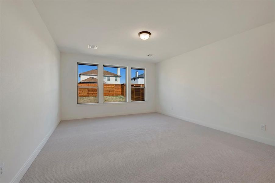 Spacious, unfurnished interior of a new home in Solterra - Garden Series, Mesquite (Image 18).