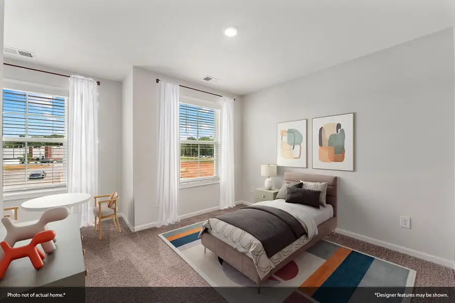 Furnished interior view inside a new home in Pinecrest, West Columbia (Image 10).