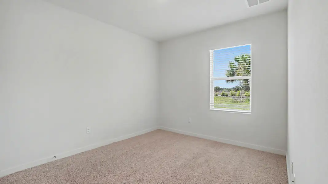 Spacious, unfurnished interior of a new home in Venetian Grove, Vero Beach (Image 17).
