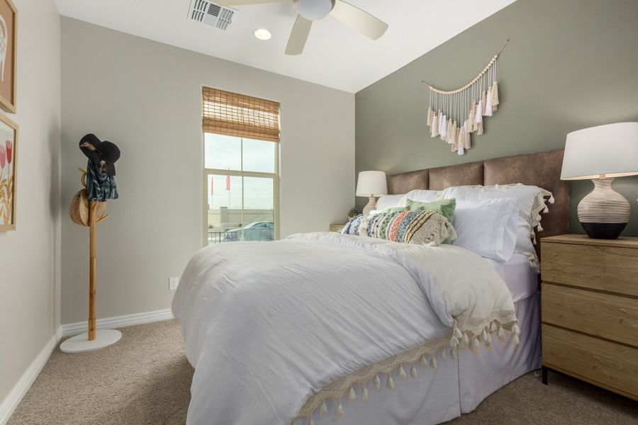 Furnished interior view inside a new home in Stonehaven, Glendale (Image 12).