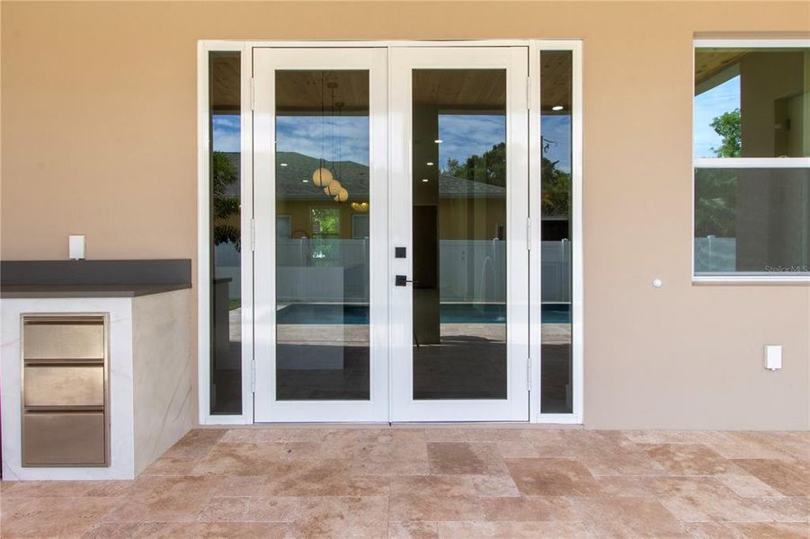 Exterior details and patio area of a home in , Tampa (Image 55).