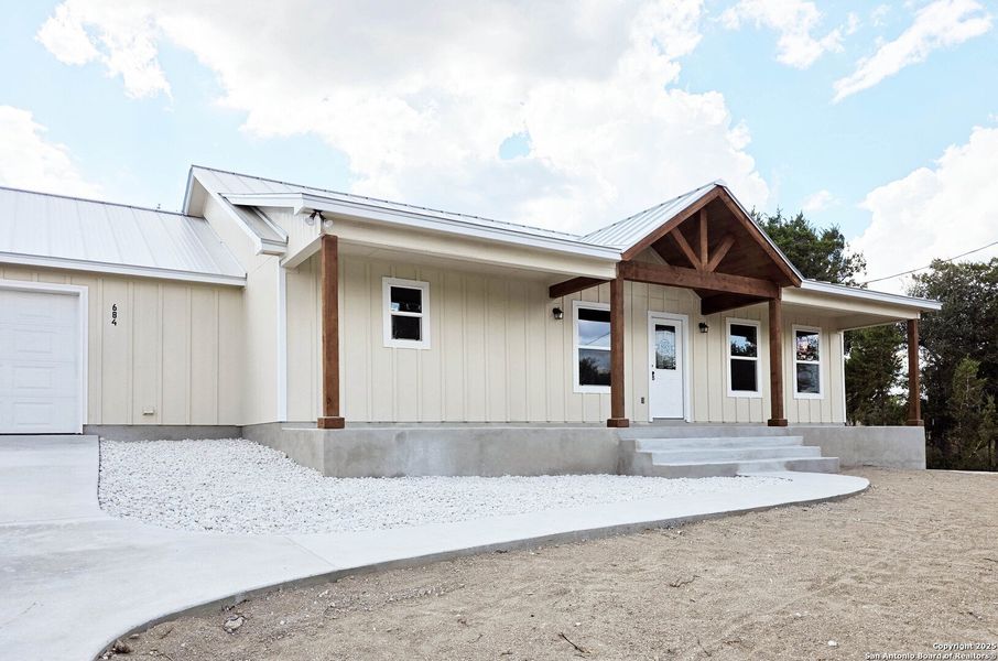 Image 20 of a home in .