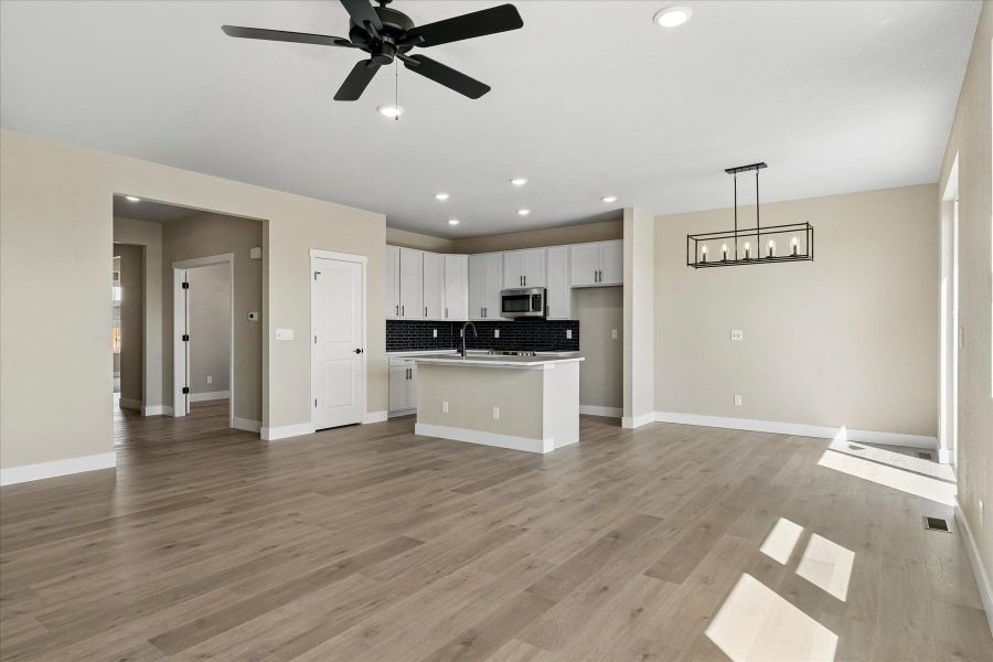 Spacious, unfurnished interior of a new home in The Glen, Colorado Springs (Image 17). Spacious, unfurnished interior of a new home in The Glen, Colorado Springs (Image 17).