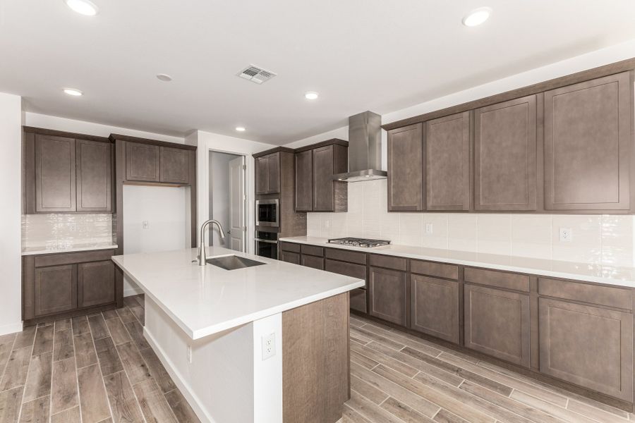 Furnished interior view inside a new home in Citrus Park, Goodyear (Image 3).