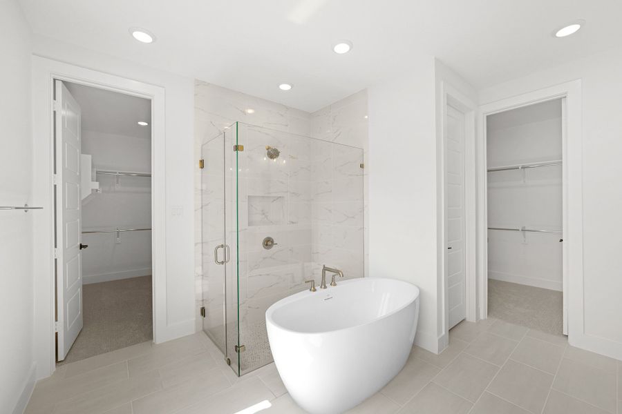 Furnished interior view inside a new home in Fields - 50' Lots, Frisco (Image 11). Furnished interior view inside a new home in Fields - 50' Lots, Frisco (Image 11).