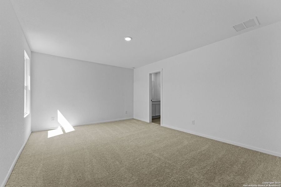 Spacious, unfurnished interior of a new home in Torian Village: Watermill Collection, San Antonio (Image 21). Spacious, unfurnished interior of a new home in Torian Village: Watermill Collection, San Antonio (Image 21).