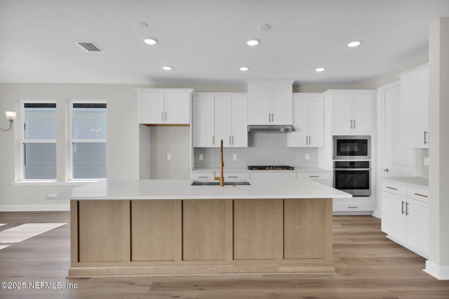 Furnished interior view inside a new home in , Ponte Vedra (Image 7).