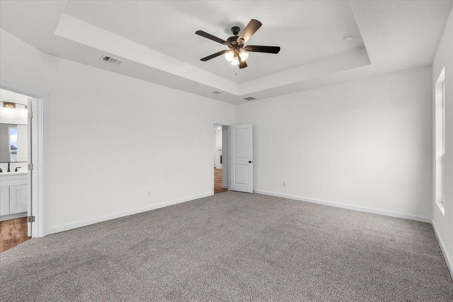 Spacious, unfurnished interior of a new home in , Paradise (Image 20). Spacious, unfurnished interior of a new home in , Paradise (Image 20).