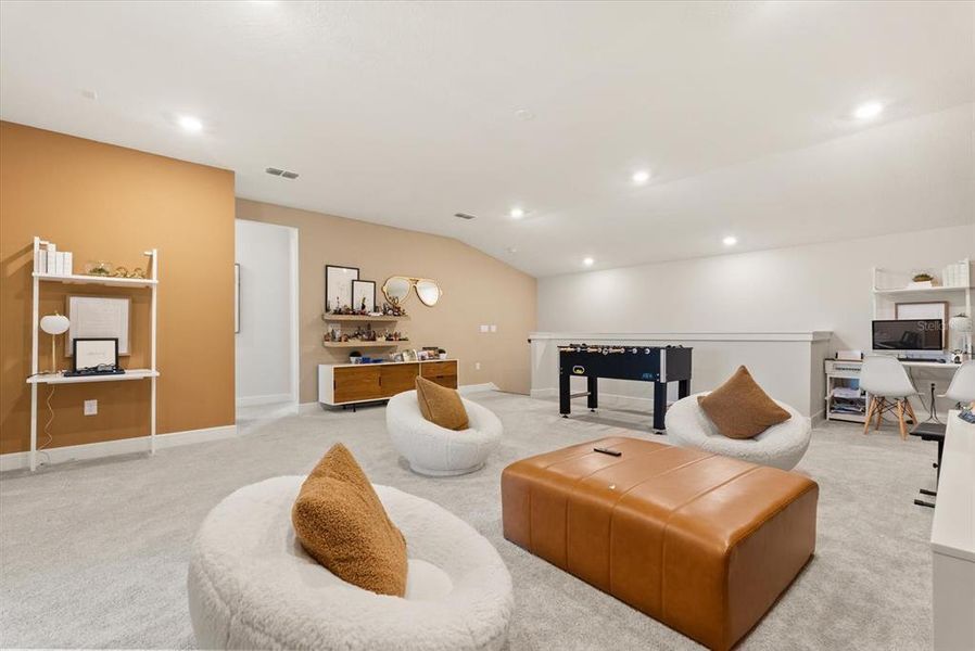 Furnished interior view inside a new home in , Winter Garden (Image 33).